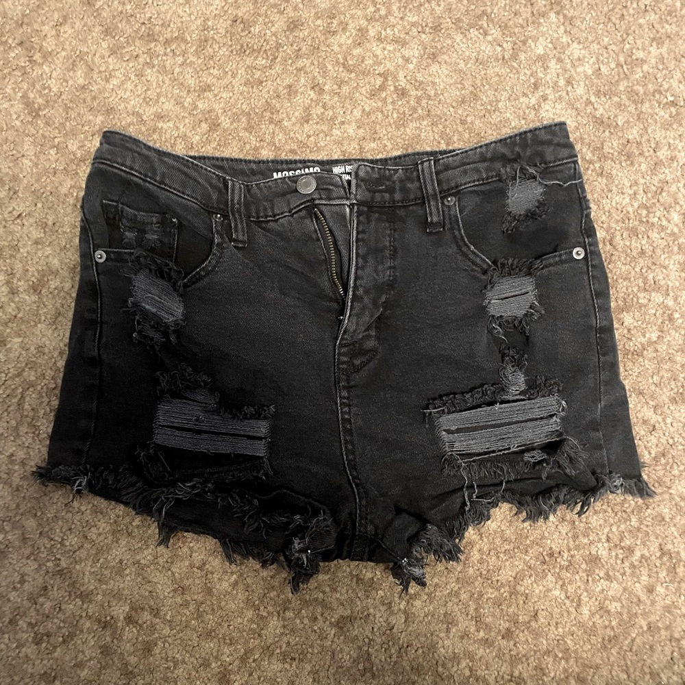 Black Mossimo shorts